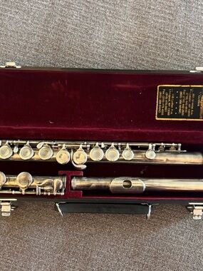 Jupiter Flute Model SFL-511 Student Instrument Band with Hard Case Used